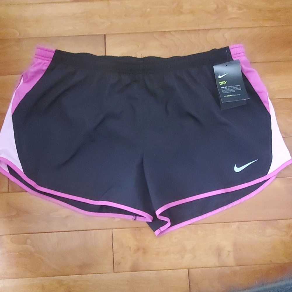 Nike dry fit running shorts never worn and still in tags
